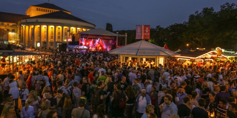 Bühne und Stände am Staatstheater