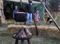 Weihnachtsgarten im Deutsch-Französischen Garten am ersten Adventswochenende 2021